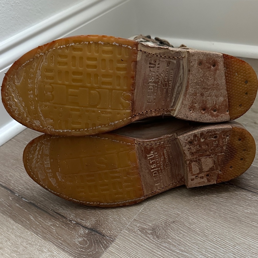 Bed Stu Distressed Brown and Cream Moto Boots - Picture 3 of 6